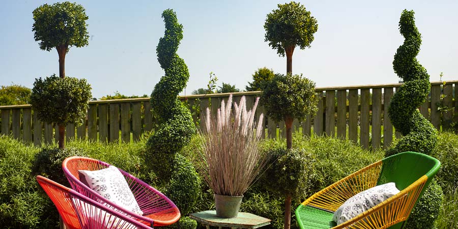 Blooming Artificial pop up topiary